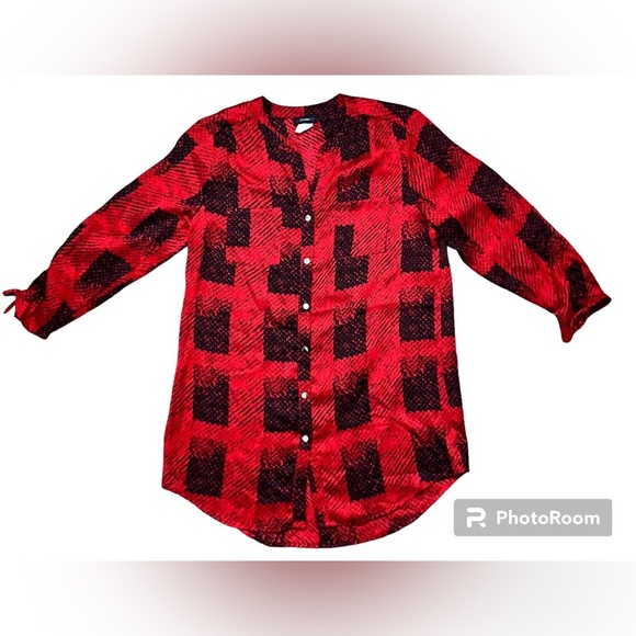 Cocomo Tops - Cocomo Women’s Silky 3/4 Sleeve Button Down Blouse in Red and Black Plaid Sz S